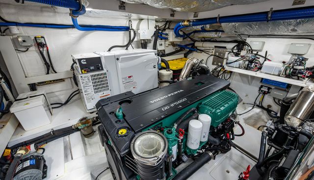 SUNTASTIC yacht for sale 44