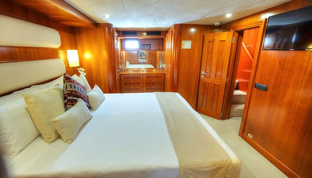 VOYAGER yacht for sale 8