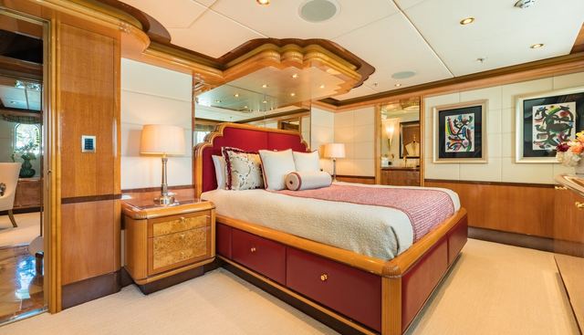 ELIS ET MAR yacht for sale 37