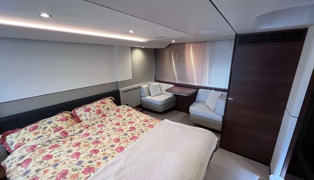 noname yacht for sale 37