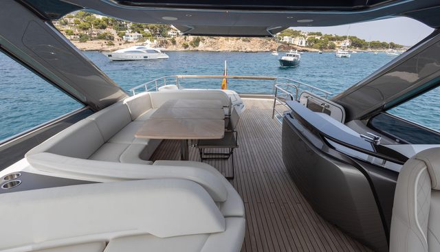 Maxi yacht for sale 38