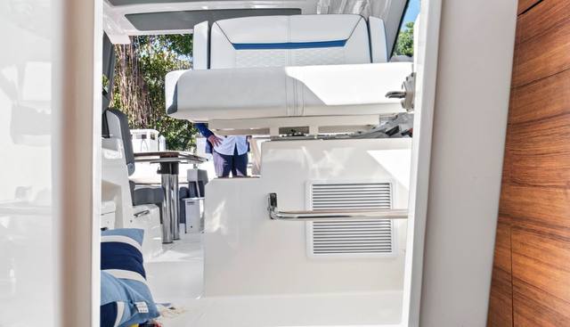 Precious Cargo yacht for sale 32
