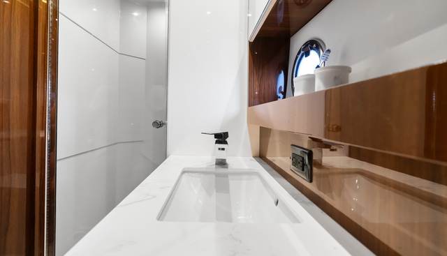 Tropical Dreamer yacht for sale 54