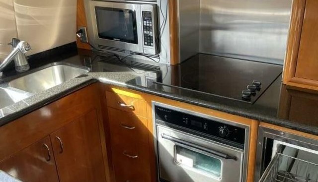 PISCO SOUR yacht for sale 5