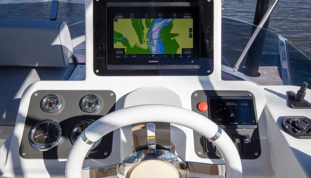 Rumble Bee yacht for sale 5