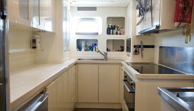 CHEEKY TIGER yacht for sale 65
