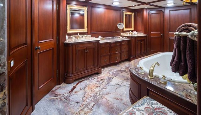 Marlinda yacht for sale 80