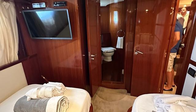 Tecnomar Velvet 90 yacht for sale 48