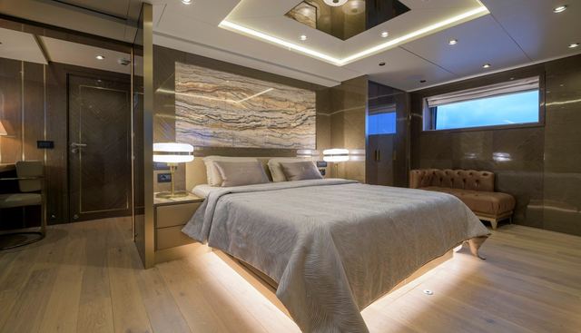 EBYSHINE yacht for sale 10