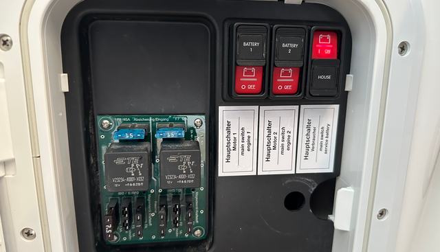 Satisfaction yacht for sale 38