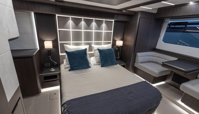 Seven yacht for sale 3
