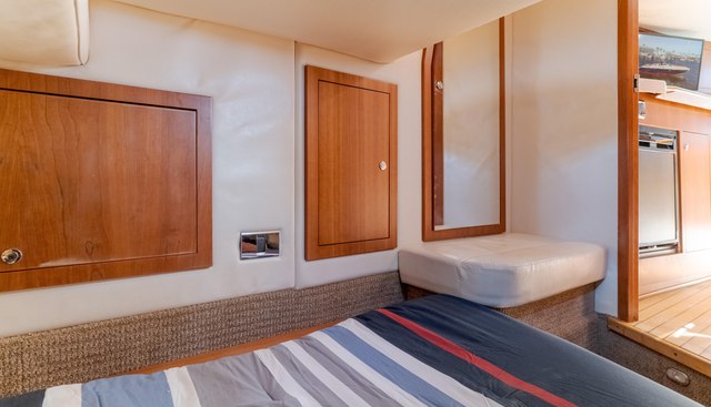 Dream Chaser yacht for sale 34