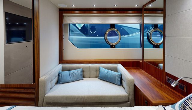 SUNDOWNER yacht for sale 17