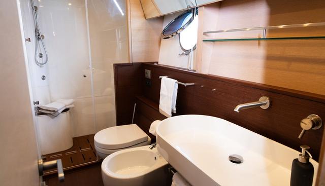 Soaris yacht for sale 13