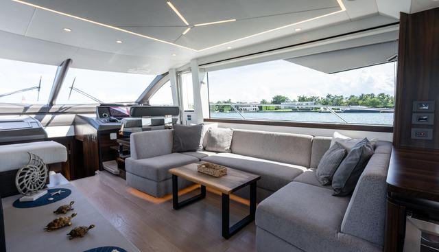 4-Play VII yacht for sale 37