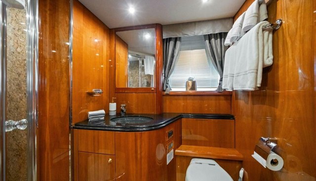 VANGUARD yacht for sale 35