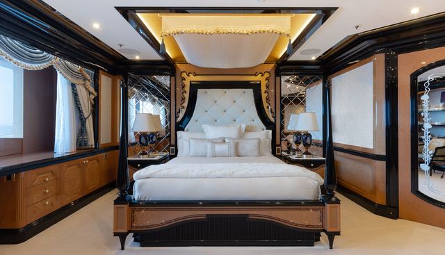 I DYNASTY yacht for sale 10