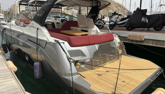 Z35 yacht for sale 4