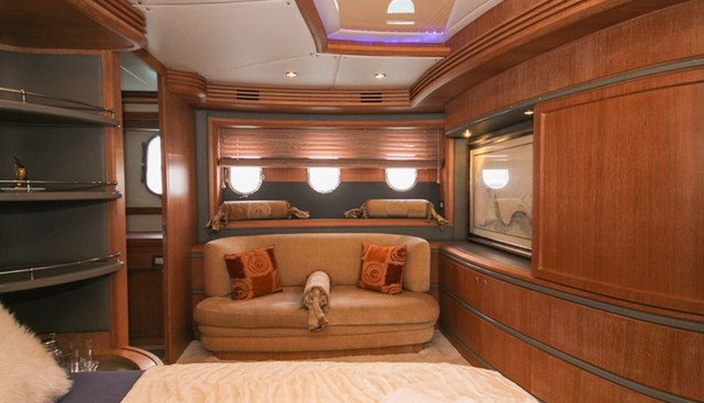Obsidian yacht for sale 20