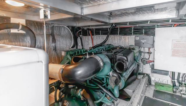 QUEEN ELIZABETH yacht for sale 39