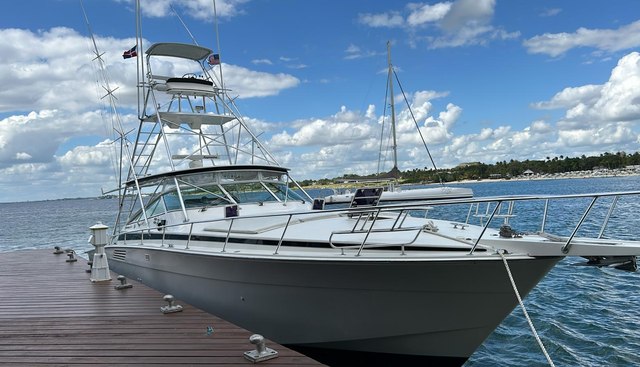 El Caiman yacht for sale 8