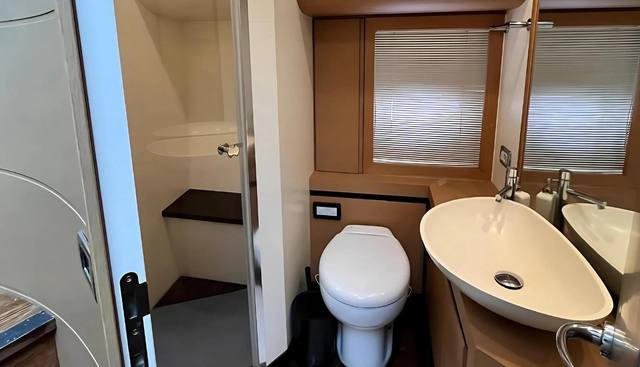FREEDOM 2 yacht for sale 22