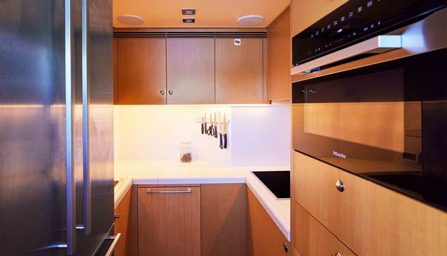 AYSHA yacht for sale 12