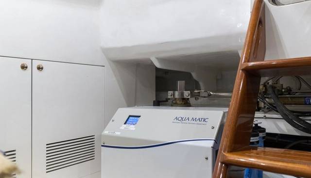 MALOU yacht for sale 53