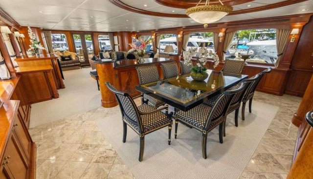 DIRT POOR yacht for sale 47