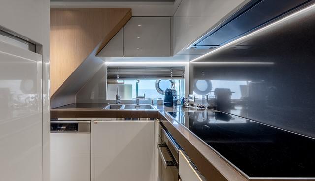 Zalanka yacht for sale 47