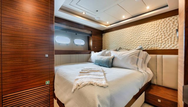 IN THE ZONE yacht for sale 25