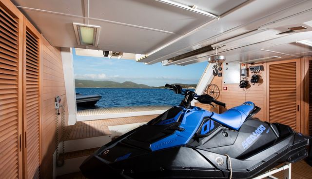 SERENITY yacht for sale 37