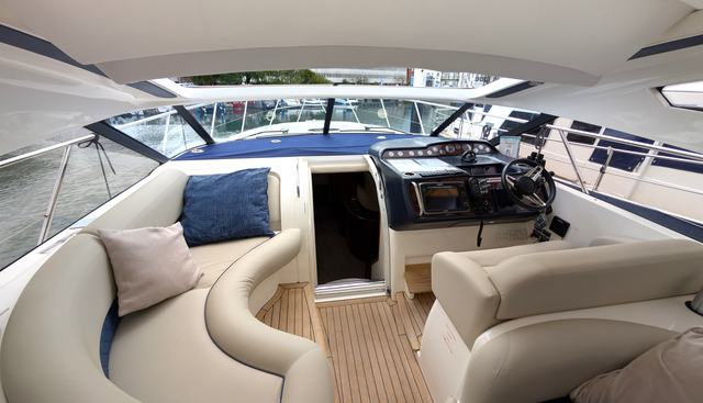 Getaway yacht for sale 9