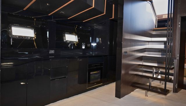 GIOCO A DUE yacht for sale 14