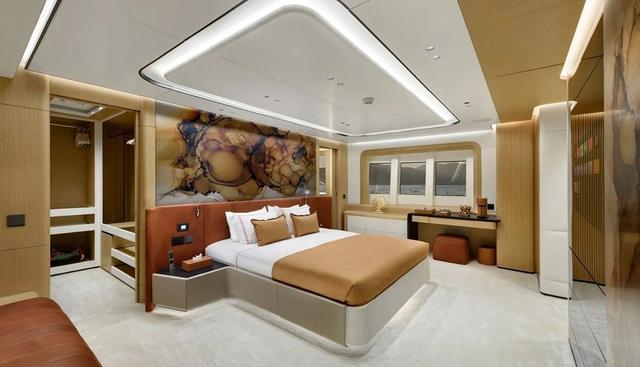 LADY LUNA yacht for sale 29