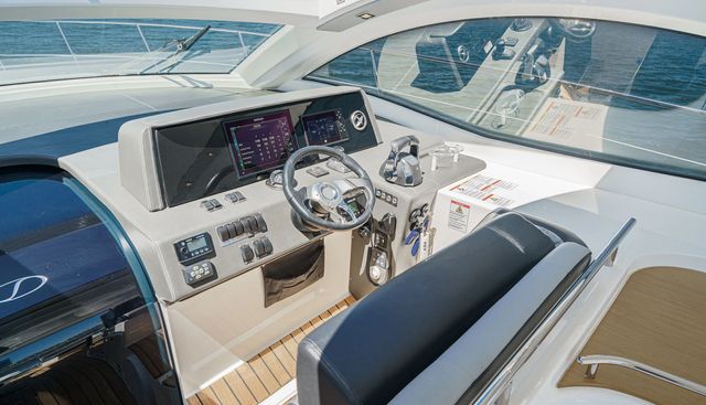 ADAMAS yacht for sale 18