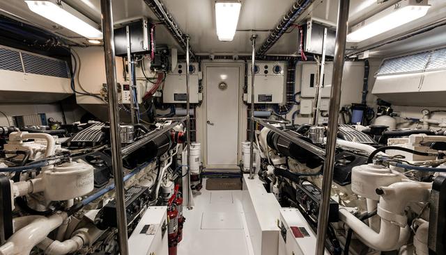 KRISTIN LEE yacht for sale 17