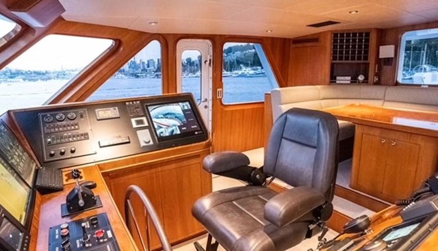 Dozer yacht for sale 35