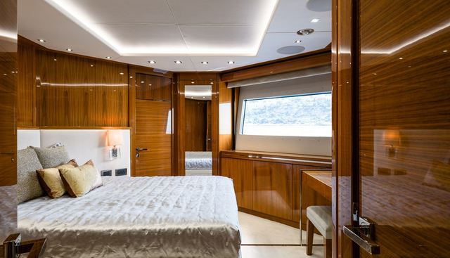 MERCY OCEANS yacht for sale 18