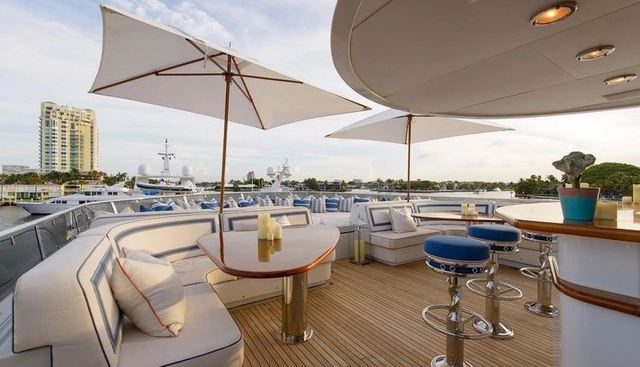 LUCY yacht for sale 25