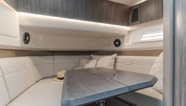 Ciao Bella yacht for sale 42