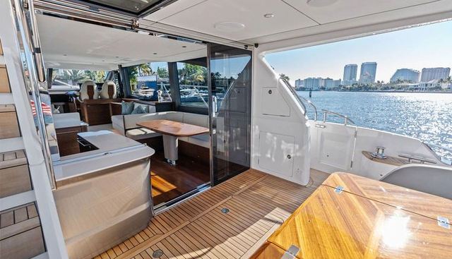 R&R yacht for sale 10