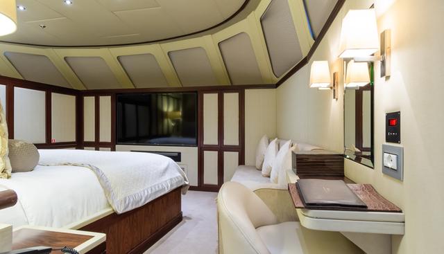 THE WELLESLEY yacht for sale 50