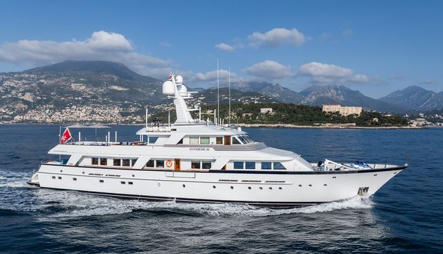 SYNTHESIS 66 yacht for sale 39