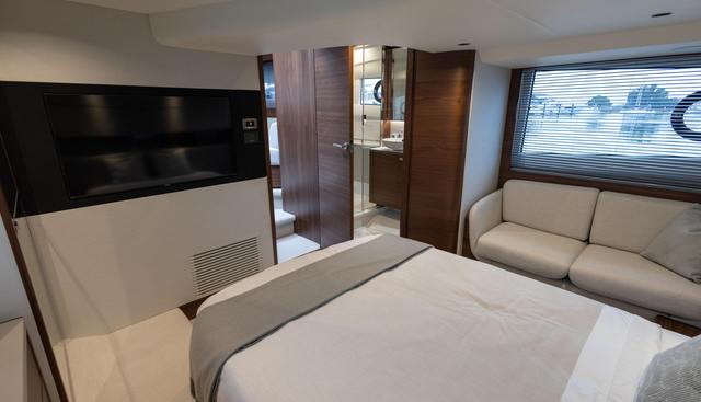 V50943 yacht for sale 77