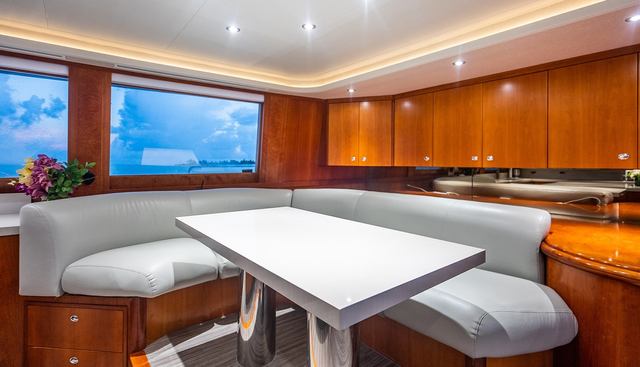 Kemosabe yacht for sale 32