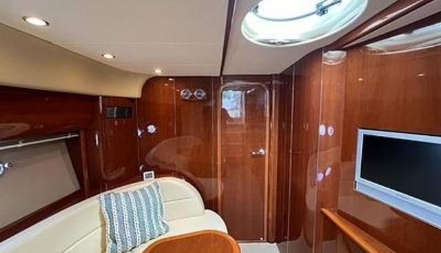 Flinga yacht for sale 17
