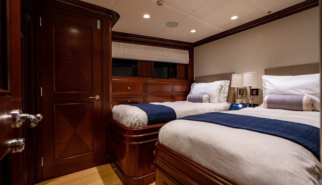 ZEXPLORER yacht for sale 22