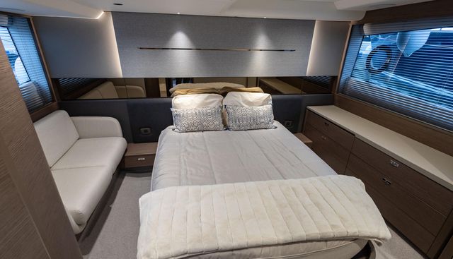 Seadoodle yacht for sale 4