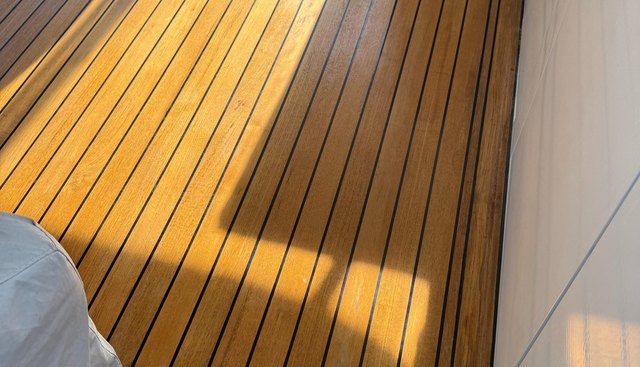 ST. TROPEZ yacht for sale 67